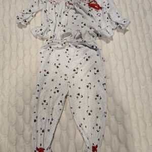 Alexis Baby Girl Vintage 2 Piece Set White Green Red Holiday Print Footed 3-6mth